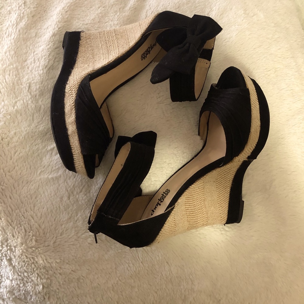 Summer wedges